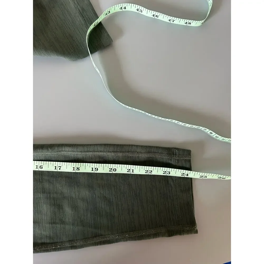 Outdoor Voices womens leggings size M heathered green cropped